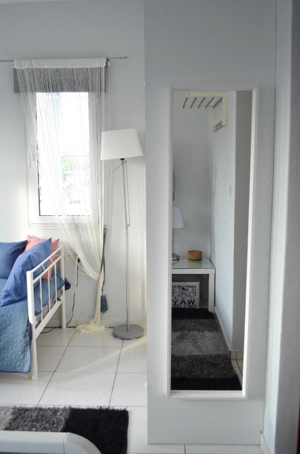 Downtown Apartment Kamena Vourla Exterior photo